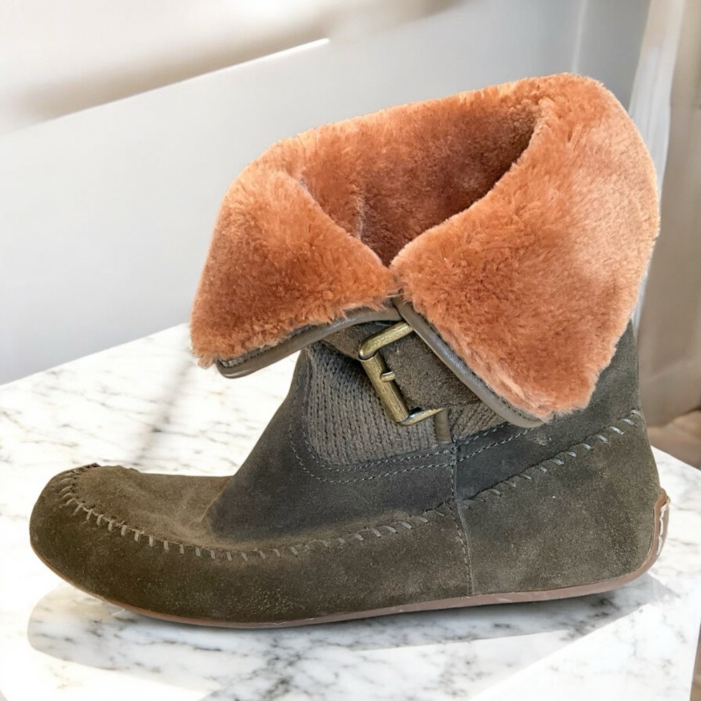 LUCKY BRAND LP-Aisley Sage Green Suede Knit Moccasin Ankle Boots Womens Sz 7